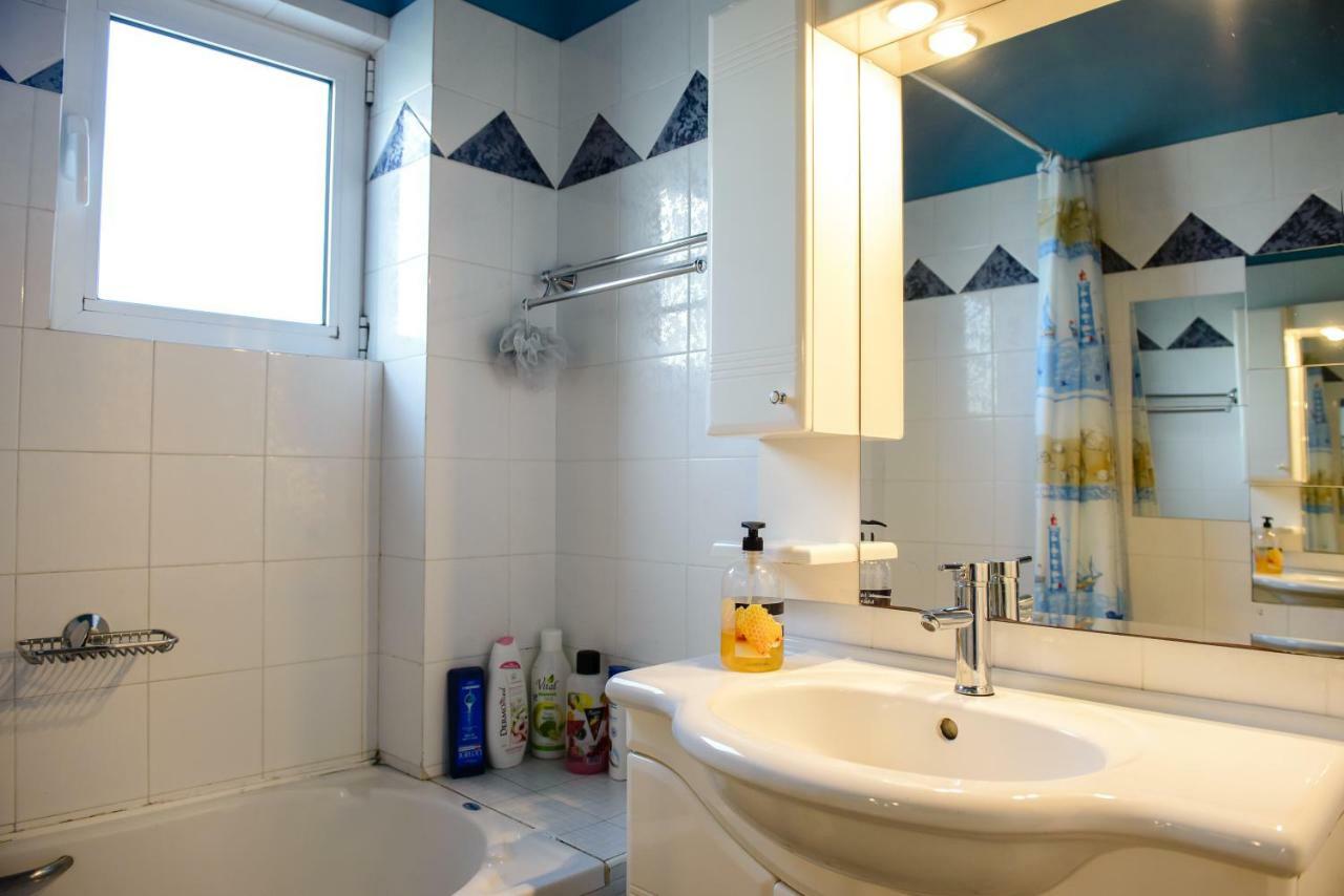 Paralia  Peris Panoramic Villa Near Athens Airport מראה חיצוני תמונה