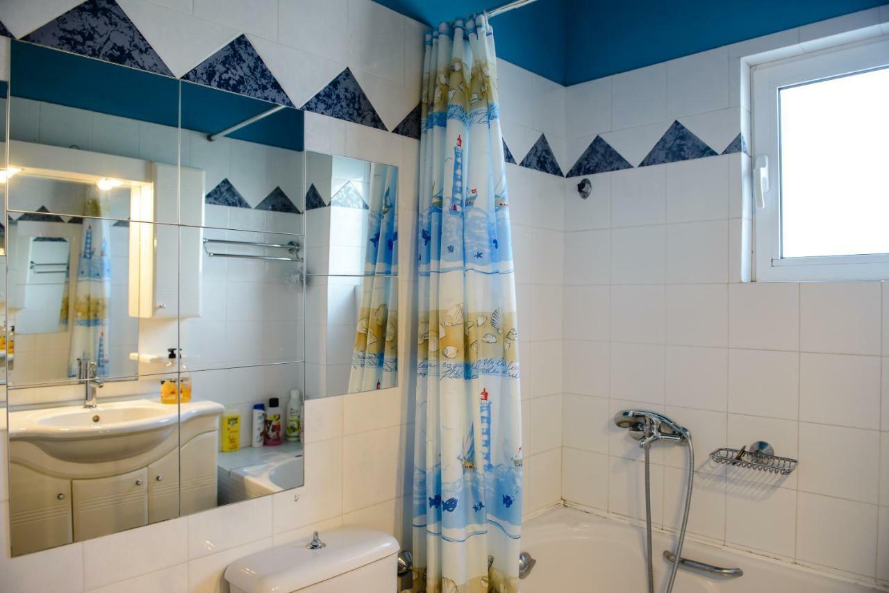 Paralia  Peris Panoramic Villa Near Athens Airport מראה חיצוני תמונה