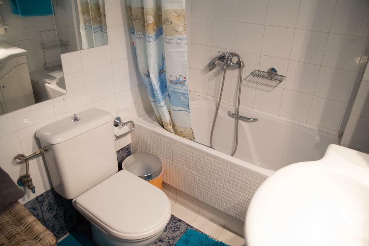 Paralia  Peris Panoramic Villa Near Athens Airport מראה חיצוני תמונה