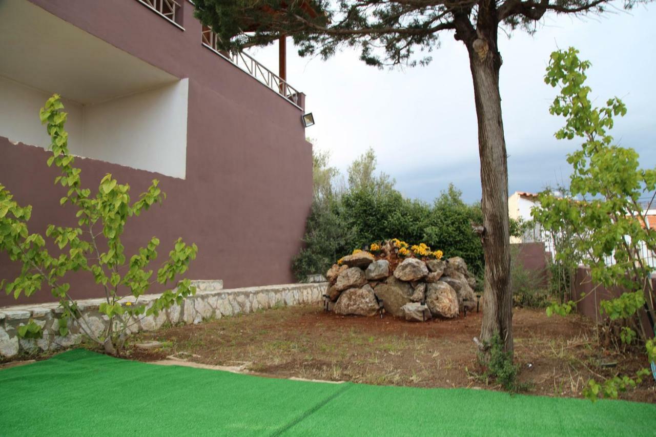 Paralia  Peris Panoramic Villa Near Athens Airport מראה חיצוני תמונה